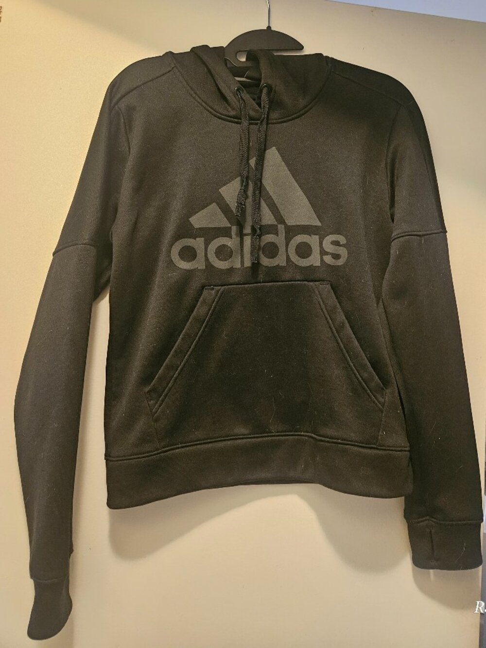 Adidas Sweatshirt